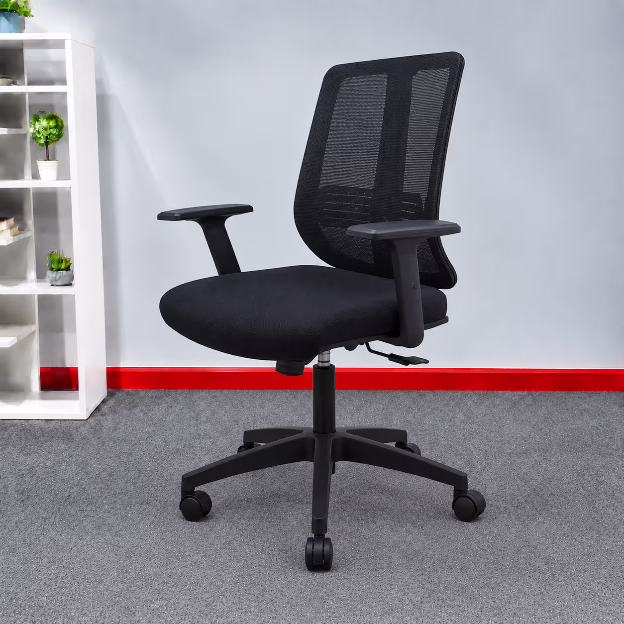 LAX-M -Orthopedic Medium Back Mesh Chair